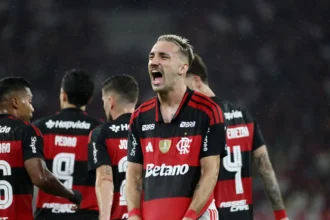 Flamengo derrota Remo por 3 a 0 e entra no G4 do Brasileiro