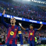 Raphinha marca dois em goleada do Barcelona na Liga dos Campeões