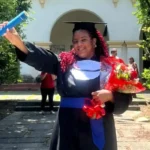 Mulher trans chega à universidade 25 anos após violências na escola