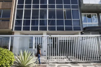 Condomínios no Rio pedem mudança na forma de cobrança da conta de água