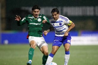 Brasileirão: Palmeiras tropeça e Flamengo pode encostar na liderança