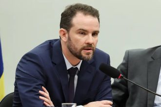 Durigan vai à França para agenda do G7 e reuniões bilaterais