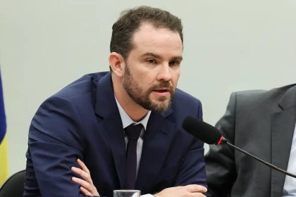 Durigan vai à França para agenda do G7 e reuniões bilaterais