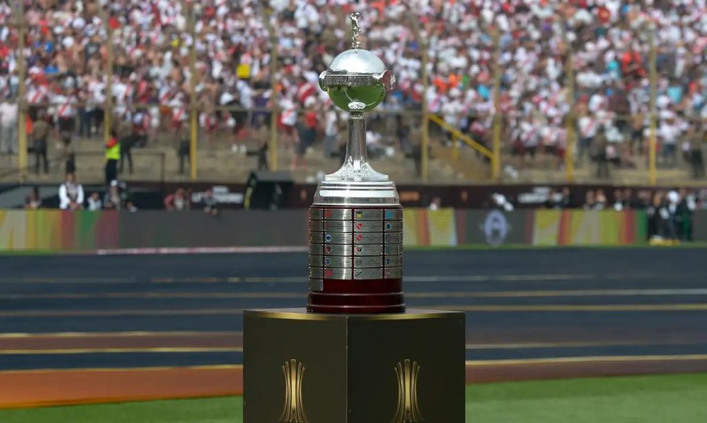 Fluminense avança e Flamengo garante melhor campanha da Libertadores