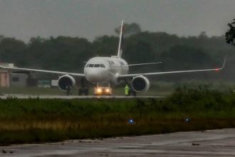 Governo prorroga descontos no querosene de aviação e no biodiesel