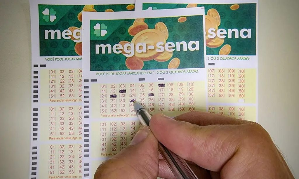 Mega-Sena não tem ganhador; prêmio acumula e vai a R$ 6 milhões