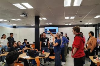 Mensalidades do ensino superior privado caem 4,3% em 2026