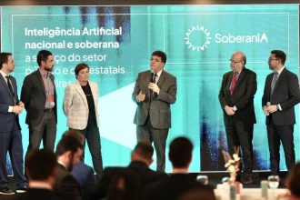 Novo programa de IA para serviço público inclui segurança e educação