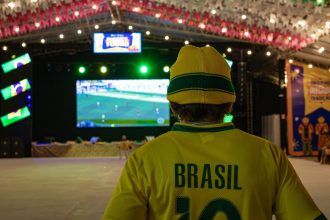 Arraiá do Povo e Vila do Forró reúnem grande público para estreia da Seleção Brasileira na Copa do Mundo
