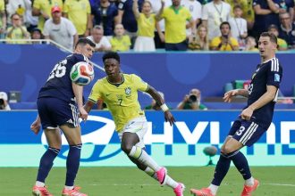 Brasil e Japão se enfrentam hoje no mata-mata; veja jogos da Copa