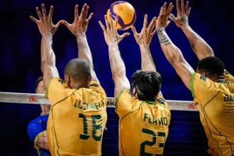 Brasil pega Itália atrás de reabilitação na Liga das Nações de vôlei