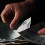 Brasileiros sacaram em abril R$ 482,8 milhões esquecidos em bancos