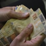 Caixa paga Bolsa Família a beneficiários com NIS de final 6