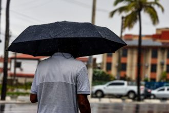 Defesa Civil de Sergipe emite alerta preventivo para chuvas moderadas a intensas até sexta-feira, 26