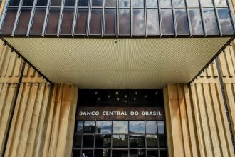 Déficit do setor público em maio foi de R$ 56 bilhões, informa BC
