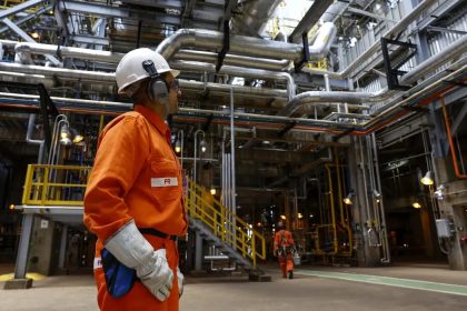 Economia brasileira cresceu 0,1% em abril, estima prévia da FGV