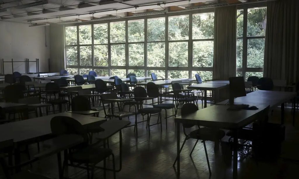 Fies abre adesão para instituições de ensino superior no 2º semestre