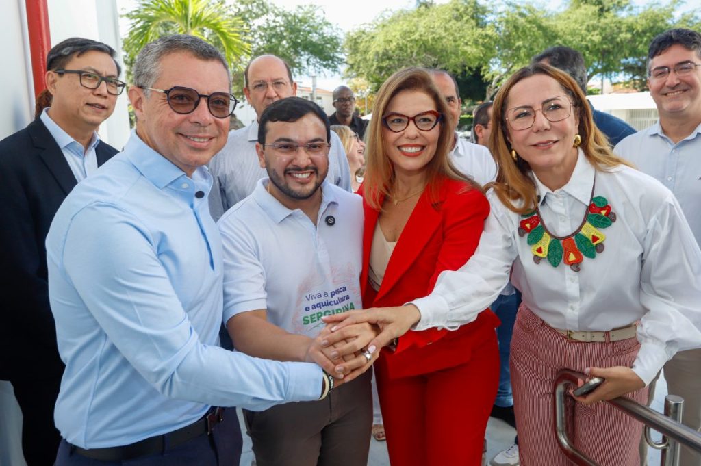 Governador debate fortalecimento da pesca e da aquicultura durante etapa estadual da 4ª Conferência Nacional do setor em Sergipe