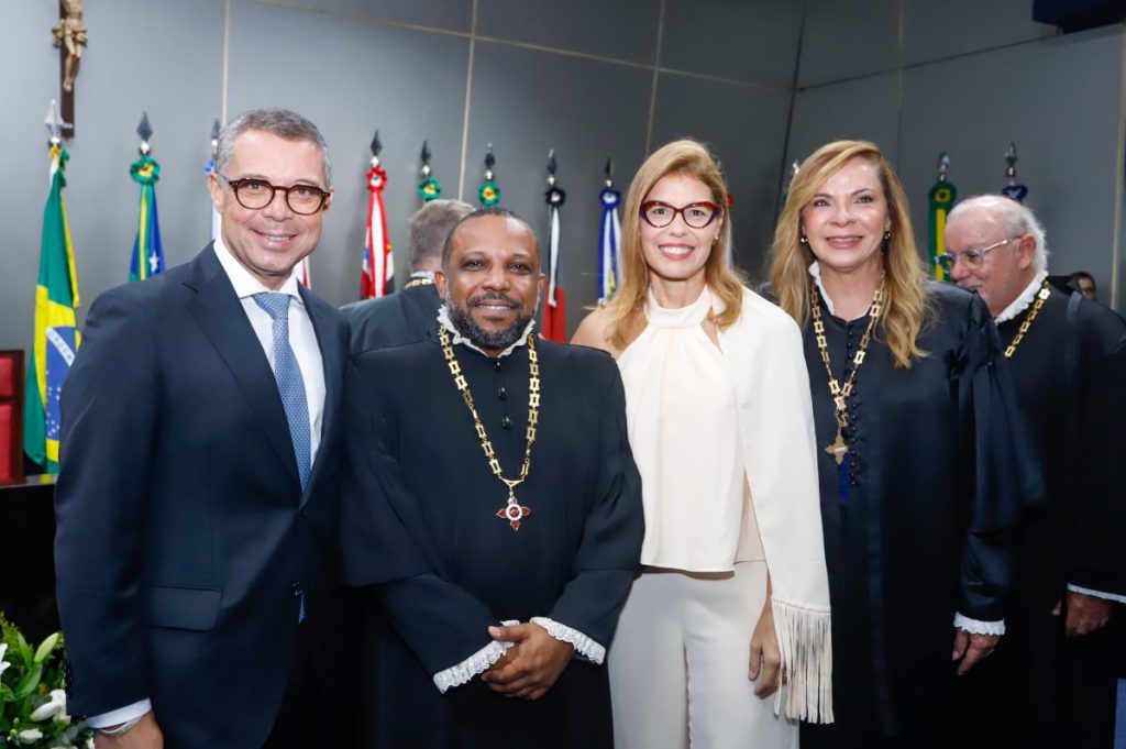Governo de Sergipe acompanha posse de Kleidson Nascimento como desembargador do TJSE