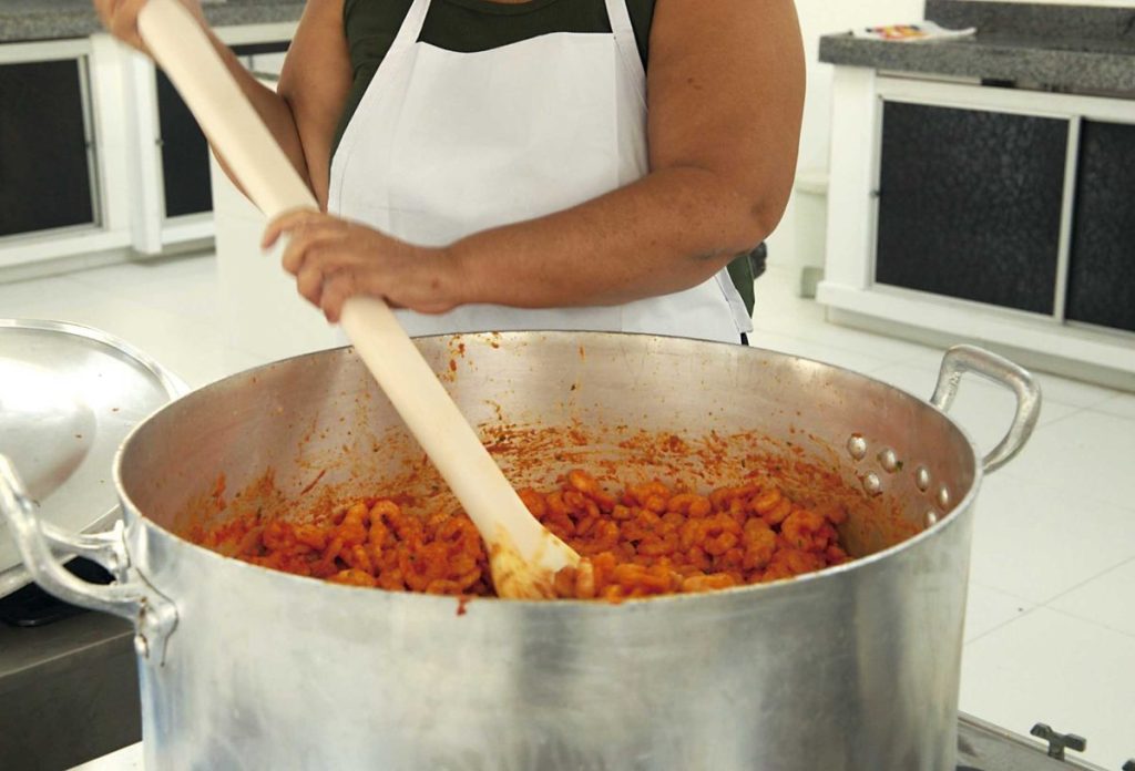 Governo de Sergipe garante alimentação escolar de qualidade a mais de 140 mil estudantes