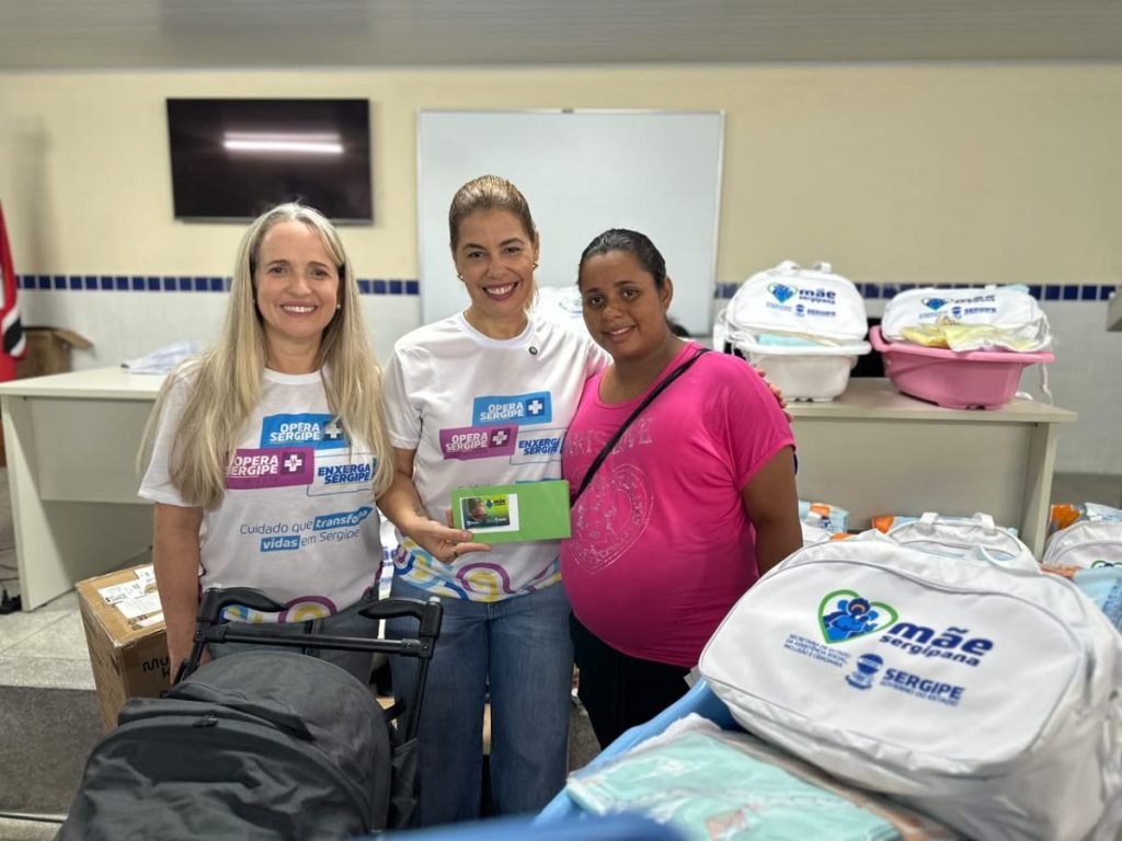 Governo de Sergipe realiza entrega de cartões dos programas CMais Inclusão em Lagarto