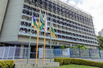 Governo do Estado decreta ponto facultativo nesta terça-feira 23 a partir das 13h
