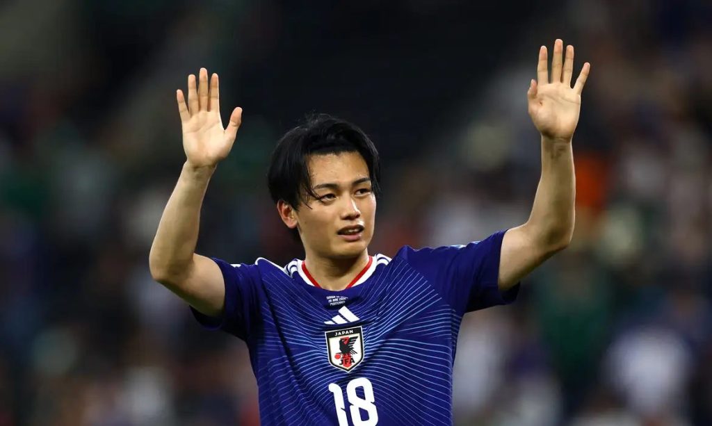 Japão goleia a Tunísia e acirra briga pela liderança do grupo F: 4 a 0