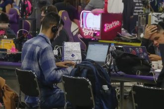 Jovens ocupados são a maioria, mas 6,2 milhões seguem como “nem-nem”