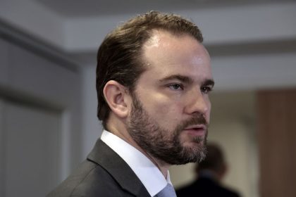 Novo Desenrola já beneficiou 6 milhões de pessoas, diz Dario Durigan