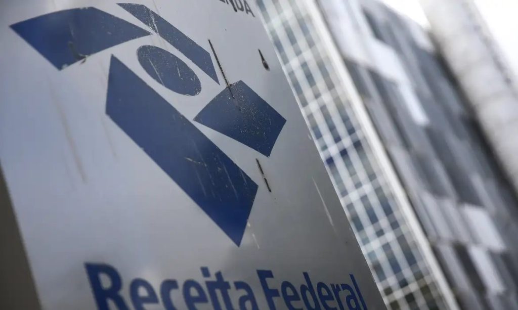 Receita identifica divergências de R$ 44 bi em créditos de PIS/Cofins
