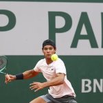 Roland Garros: Luis Guto Miguel bate compatriota e vai à final juvenil