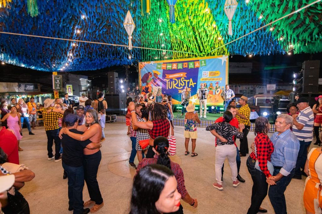 Segundona do Turista reúne forró e quadrilha junina na Rua São João nesta segunda-feira, 22