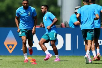 Sem Neymar, Brasil finaliza preparação para estreia na Copa no sábado