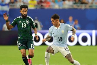 Uruguai arranca 1 a 1 com Arábia Saudita em estreia do Grupo H da Copa