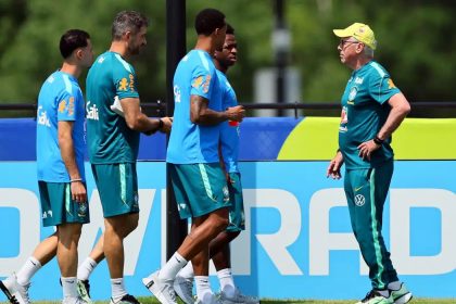 Brasil inicia preparação para oitavas da Copa contra Noruega
