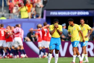 Com críticas, adeus do Brasil à Copa estampa jornais mundo afora