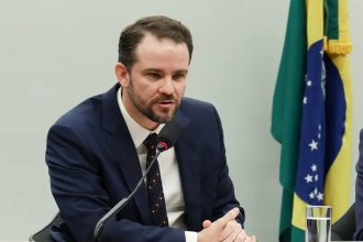 Durigan: dívida do Brasil é menor do que a de grandes economias