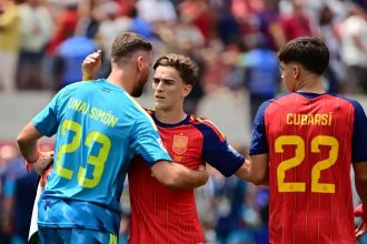 Espanha e Portugal, EUA e Bélgica jogam hoje pelas oitavas da Copa