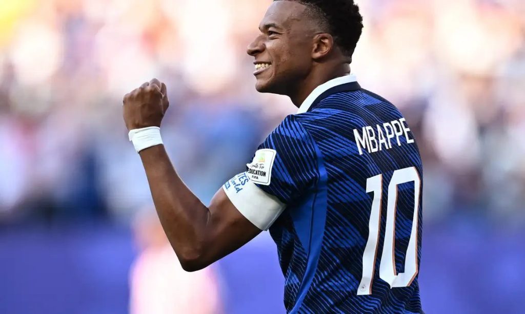 Futebol, política e personagens improváveis: a Copa do Mundo até agora