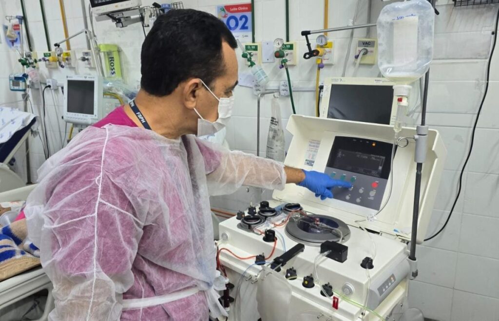 Huse realiza procedimento inédito de plasmaférese e amplia assistência a pacientes com doenças neurológicas