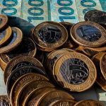 Inflação usada para corrigir salários acumula 4,33% em 12 meses