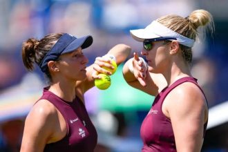 Luisa Stefani estreia bem em Wimbledon, mas João Fonseca dá adeus