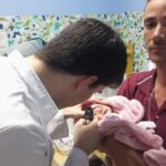 Maternidade Nossa Senhora de Lourdes realiza teste do olhinho para identificar alterações visuais em recém-nascidos