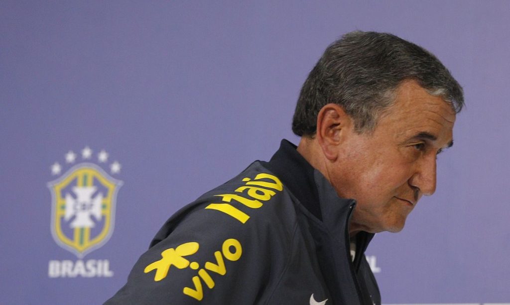 Parreira permanece internado na UTI com quadro de infecção pulmonar