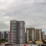Previsão indica semana com céu parcialmente nublado e céu claro com algumas nuvens