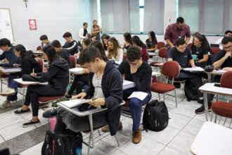 Alunos do Prouni podem solicitar bolsa permanência de R$ 700 por mês