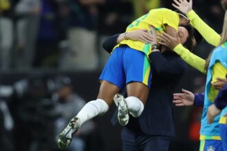 Arthur Elias aprova logística em caminho do Brasil na Copa Feminina