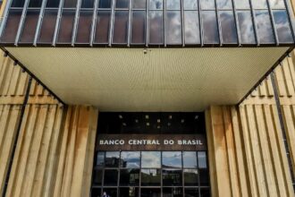 Copom inicia nesta terça reunião para definir taxa básica de juros