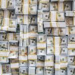 Dólar cai a R$ 5,14 com alívio no mercado externo