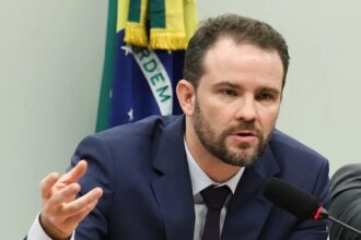 Durigan defende que Brasil deve ampliar relações comerciais